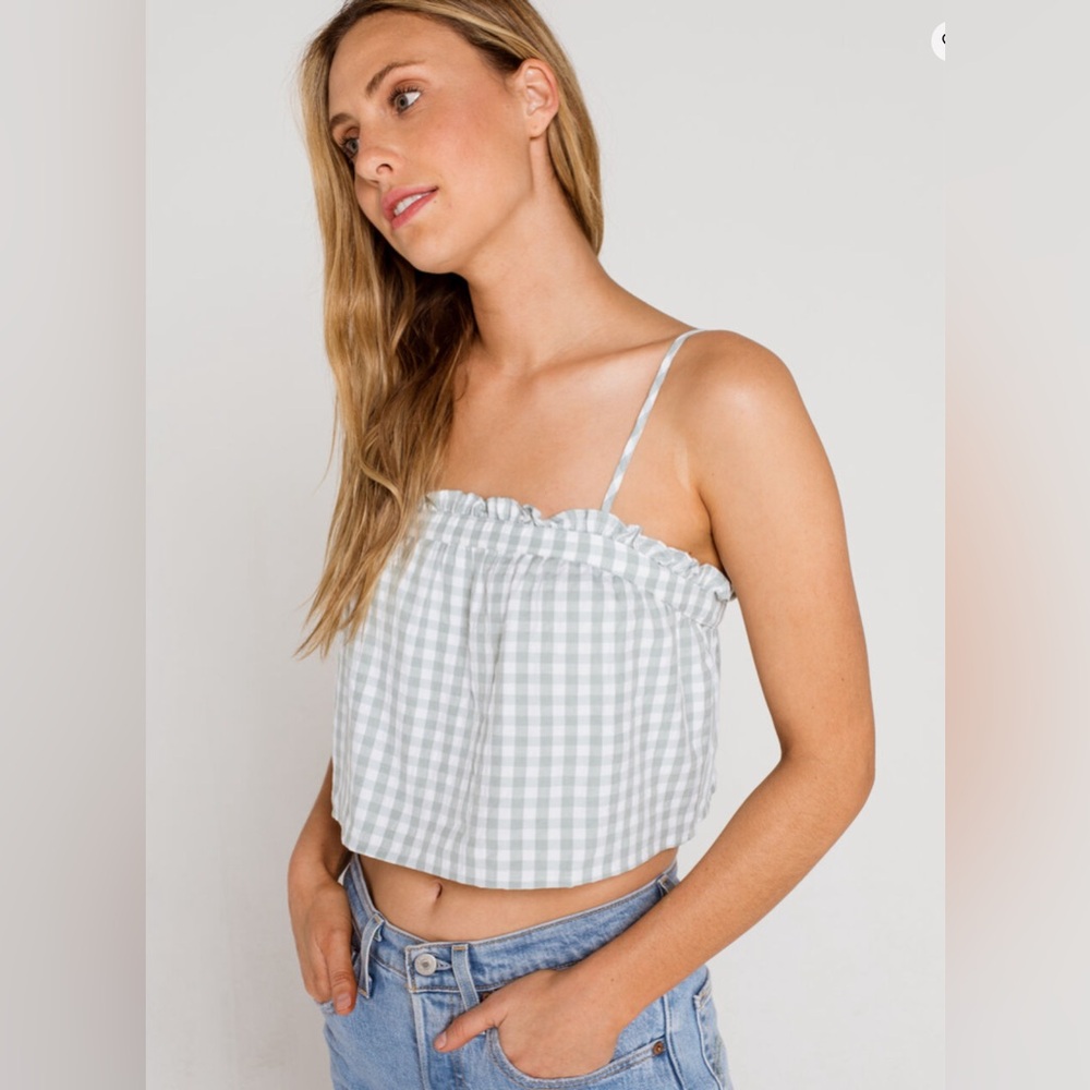 IVY & MAIN Gingham Ruffle Womens Tank